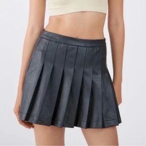 NWT Urban Outfitters Faux Leather Black Pleated Women's Skirt Size Small